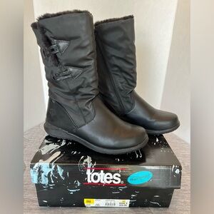 Totes Jessica Waterproof black boots. Fur lined size 8. Women’s Good condition.